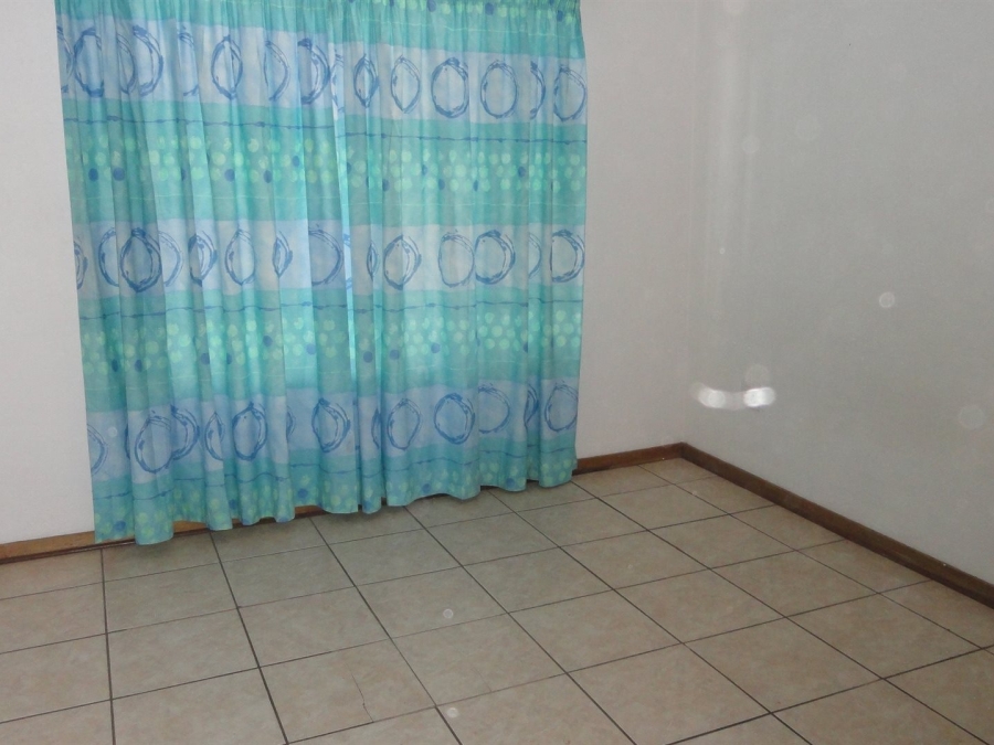 2 Bedroom Property for Sale in Potchefstroom North West